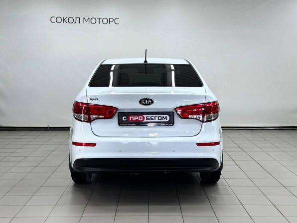 Kia Rio III Рестайлинг с пробегом 2016 года, цена 1 219 900 рублей, 160000 км, седан, Автокод Объявления