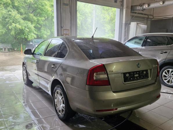 Skoda Octavia II (A5) Рестайлинг с пробегом 2013 года, цена 879 000 рублей, 240267 км, лифтбек, Автокод Объявления