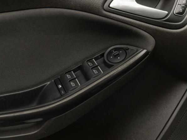 Ford Focus III Рестайлинг с пробегом 2014 года, цена 1 080 000 рублей, 110126 км, хэтчбек, Автокод Объявления