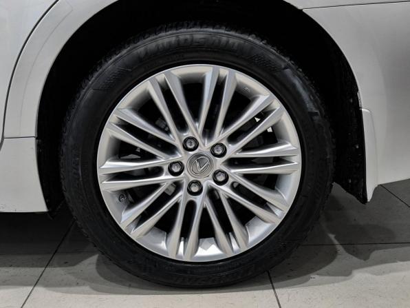 Lexus ES VI с пробегом 2012 года, цена 2 030 000 рублей, 282775 км, седан, Автокод Объявления