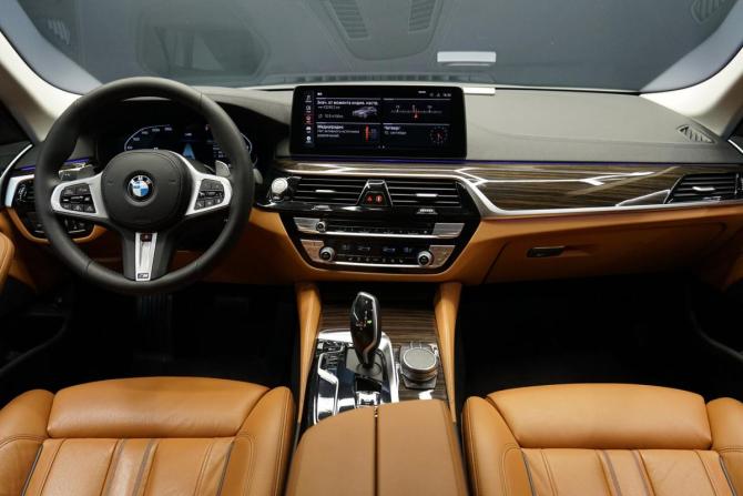 BMW 5 серии VII (G30/G31/G38) Рестайлинг с пробегом 2020 года, цена 4 172 000 рублей, 120000 км, седан, Автокод Объявления