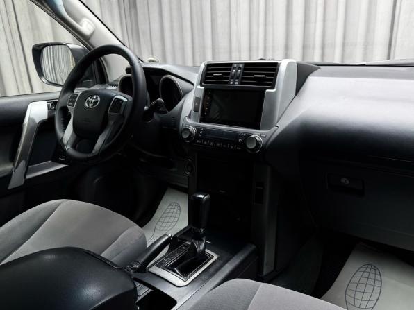 Toyota Land Cruiser Prado 150 Series с пробегом 2012 года, цена 2 629 000 рублей, 264211 км, внедорожник, Автокод Объявления
