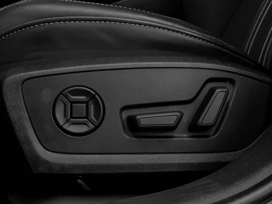 Audi A3 IV (8Y) Москва  - изображение 16