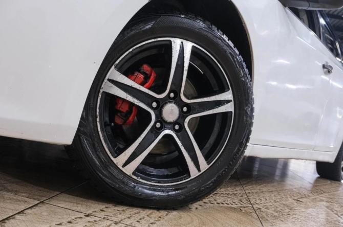 Chevrolet Cruze I Рестайлинг с пробегом 2014 года, цена 679 000 рублей, 180000 км, хэтчбек, Автокод Объявления