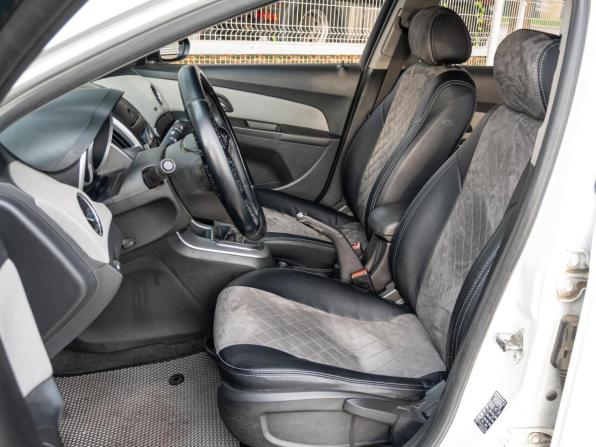 Chevrolet Cruze I Рестайлинг с пробегом 2013 года, цена 650 000 рублей, 219642 км, седан, Автокод Объявления