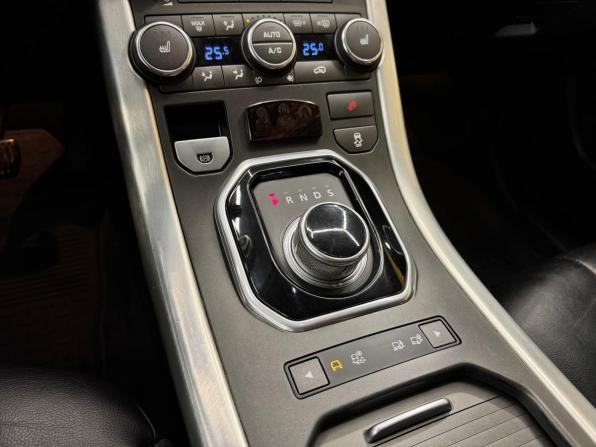 Land Rover Range Rover Evoque I Рестайлинг с пробегом 2015 года, цена 1 899 000 рублей, 249229 км, внедорожник, Автокод Объявления