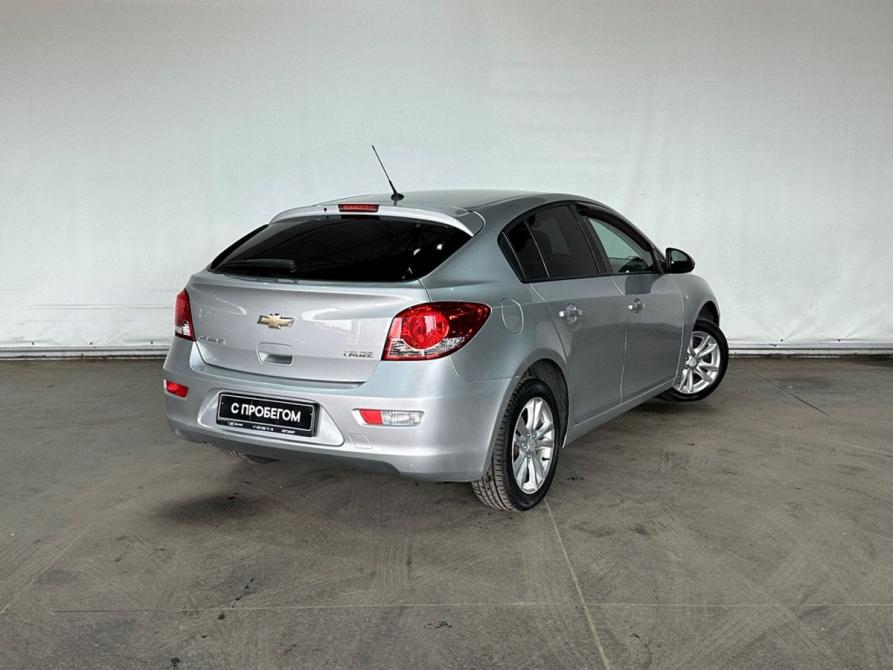 Chevrolet Cruze I Рестайлинг Москва  - изображение 6