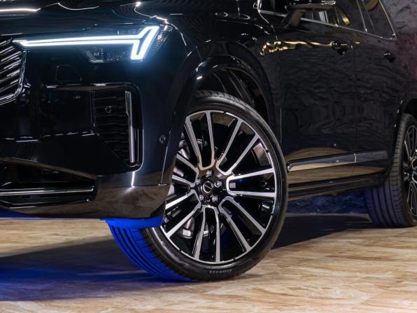 Новый Volvo XC90 II Рестайлинг 2 2026 года, цена 11 250 000 рублей, внедорожник, Автокод Объявления
