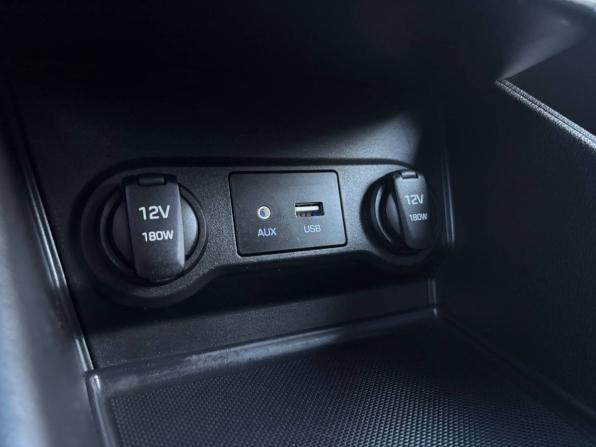 Hyundai Solaris II с пробегом 2019 года, цена 1 349 000 рублей, 109638 км, седан, Автокод Объявления