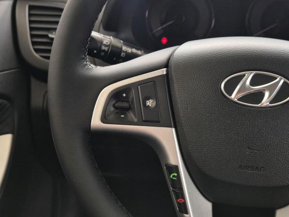 Hyundai Solaris I с пробегом 2012 года, цена 969 000 рублей, 79304 км, седан, Автокод Объявления