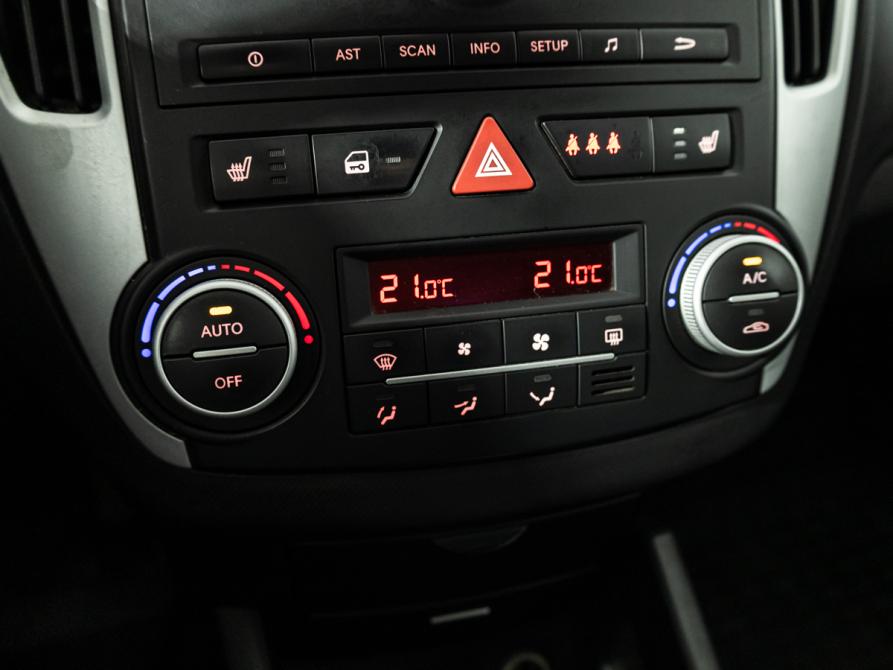 Kia Ceed I Рестайлинг Санкт-Петербург  - изображение 15