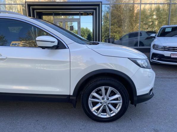 Nissan Qashqai II с пробегом 2016 года, цена 1 569 000 рублей, 169942 км, внедорожник, Автокод Объявления