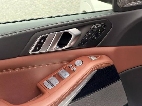 BMW X7 I (G07) Рестайлинг с пробегом 2023 года, цена 14 500 000 рублей, 45506 км, внедорожник, Автокод Объявления