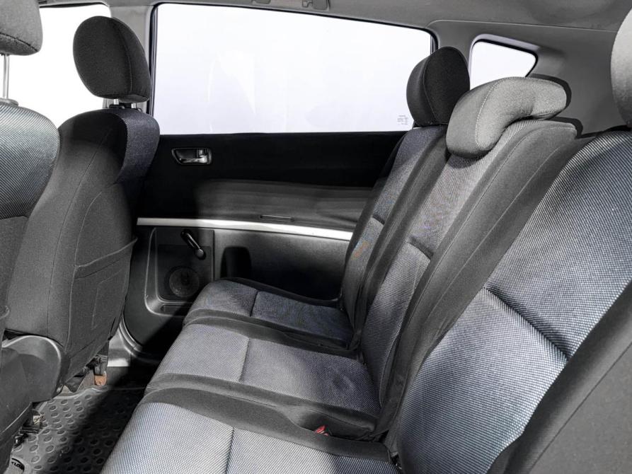 Toyota Corolla Verso I Рестайлинг Санкт-Петербург  - изображение 11