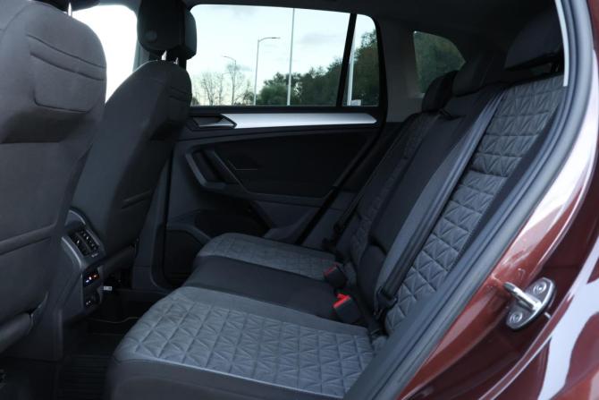 Volkswagen Tiguan II Рестайлинг с пробегом 2021 года, цена 2 190 000 рублей, 110794 км, внедорожник, Автокод Объявления