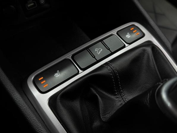 Hyundai Creta I с пробегом 2019 года, цена 1 590 000 рублей, 151612 км, внедорожник, Автокод Объявления