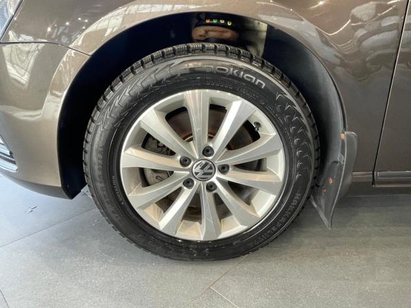 Volkswagen Passat B7 с пробегом 2012 года, цена 1 050 000 рублей, 155147 км, седан, Автокод Объявления