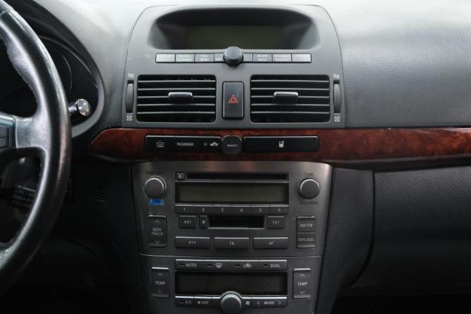 Toyota Avensis II с пробегом 2003 года, цена 699 000 рублей, 310000 км, седан, Автокод Объявления