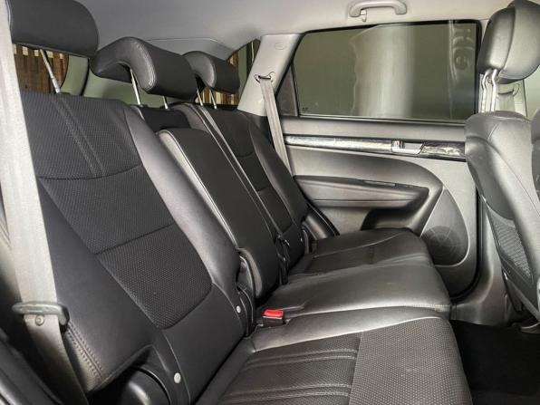 Kia Sorento II Рестайлинг с пробегом 2018 года, цена 2 049 000 рублей, 173000 км, внедорожник, Автокод Объявления