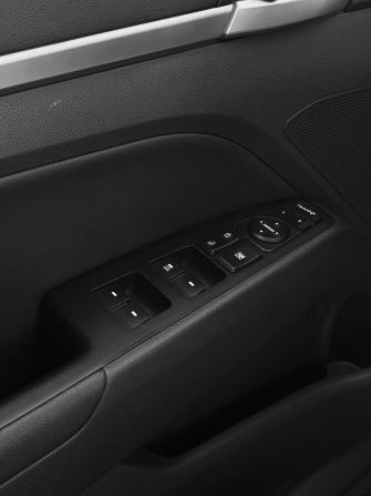 Hyundai Avante VI Рестайлинг с пробегом 2019 года, цена 1 640 000 рублей, 117110 км, седан, Автокод Объявления