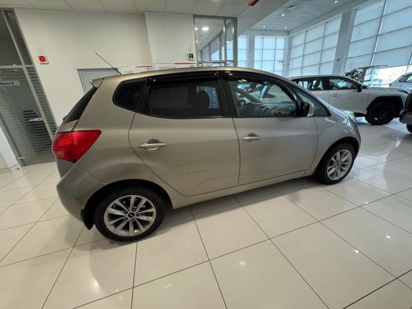 Kia Venga I с пробегом 2012 года, цена 770 000 рублей, 126000 км, компактвэн, Автокод Объявления