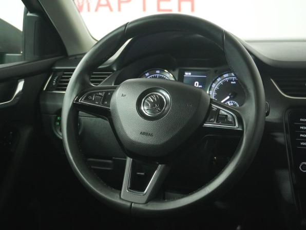 Skoda Octavia III (A7) Рестайлинг с пробегом 2018 года, цена 1 724 000 рублей, 135155 км, лифтбек, Автокод Объявления