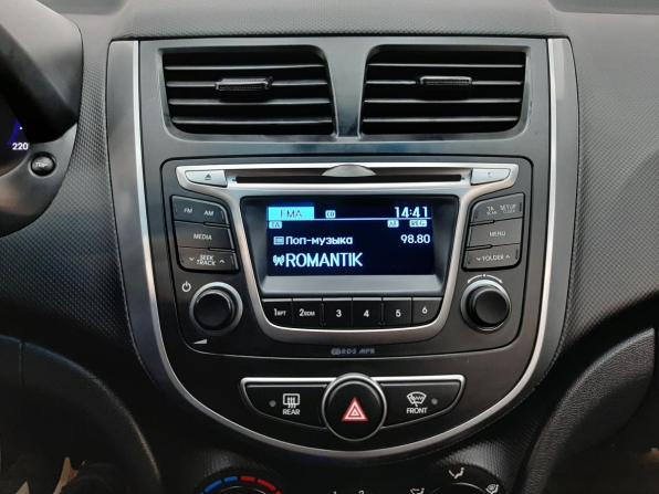 Hyundai Solaris I Рестайлинг с пробегом 2016 года, цена 860 000 рублей, 142037 км, седан, Автокод Объявления