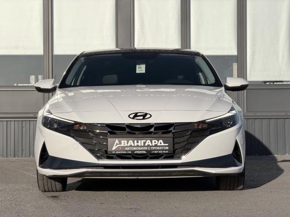 Hyundai Elantra VII (CN7) с пробегом 2023 года, цена 2 150 000 рублей, 47493 км, седан, Автокод Объявления