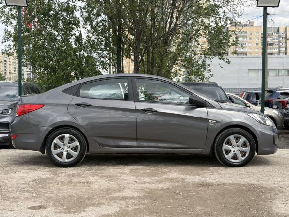 Hyundai Solaris I с пробегом 2013 года, цена 649 000 рублей, 207000 км, седан, Автокод Объявления