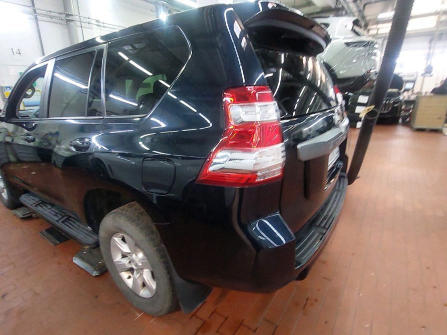 Toyota Land Cruiser Prado 150 Series Рестайлинг 1 Москва  - изображение 21
