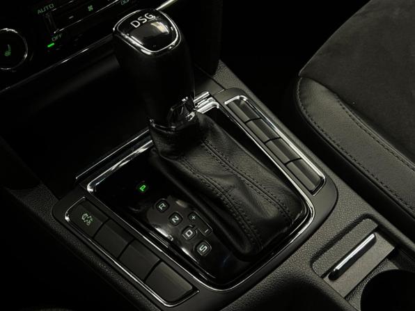 Skoda Superb II Рестайлинг с пробегом 2014 года, цена 1 245 000 рублей, 188341 км, лифтбек, Автокод Объявления