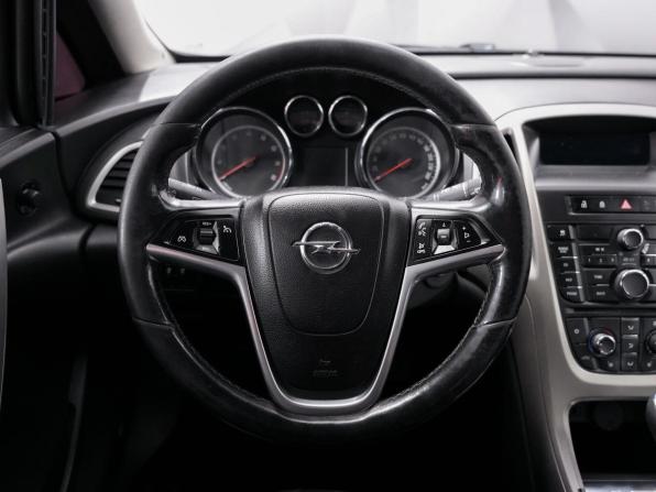 Opel Astra J с пробегом 2012 года, цена 685 000 рублей, 187000 км, хэтчбек, Автокод Объявления