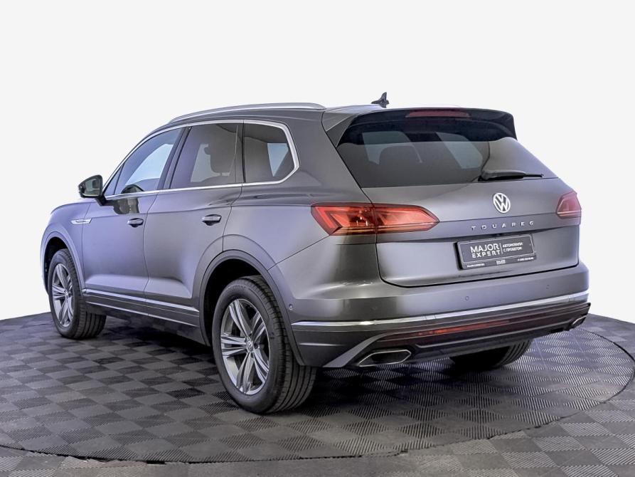 Volkswagen Touareg III Москва  - изображение 7