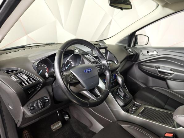 Ford Kuga II Рестайлинг с пробегом 2018 года, цена 1 983 000 рублей, 57464 км, внедорожник, Автокод Объявления