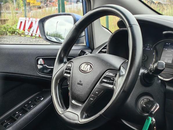Kia Cerato III с пробегом 2014 года, цена 909 000 рублей, 160000 км, седан, Автокод Объявления
