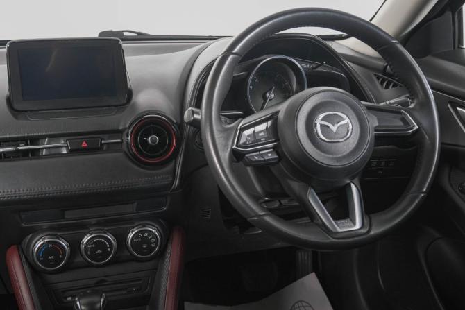 Mazda CX-3 I Рестайлинг с пробегом 2018 года, цена 2 049 000 рублей, 62600 км, внедорожник, Автокод Объявления