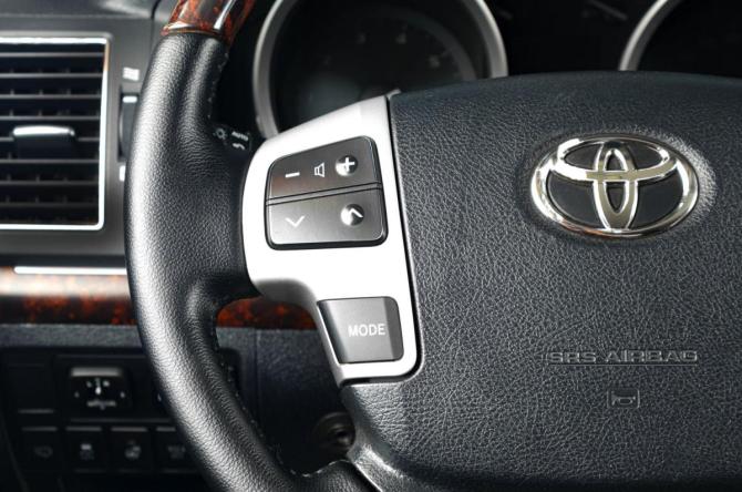 Toyota Land Cruiser 200 Series с пробегом 2012 года, цена 4 179 000 рублей, 160000 км, внедорожник, Автокод Объявления