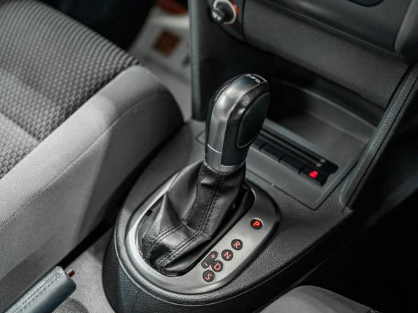 Volkswagen Touran I Рестайлинг 2 с пробегом 2012 года, цена 1 000 000 рублей, 117500 км, компактвэн, Автокод Объявления
