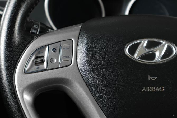 Hyundai ix35 I с пробегом 2012 года, цена 1 229 000 рублей, 265549 км, внедорожник, Автокод Объявления