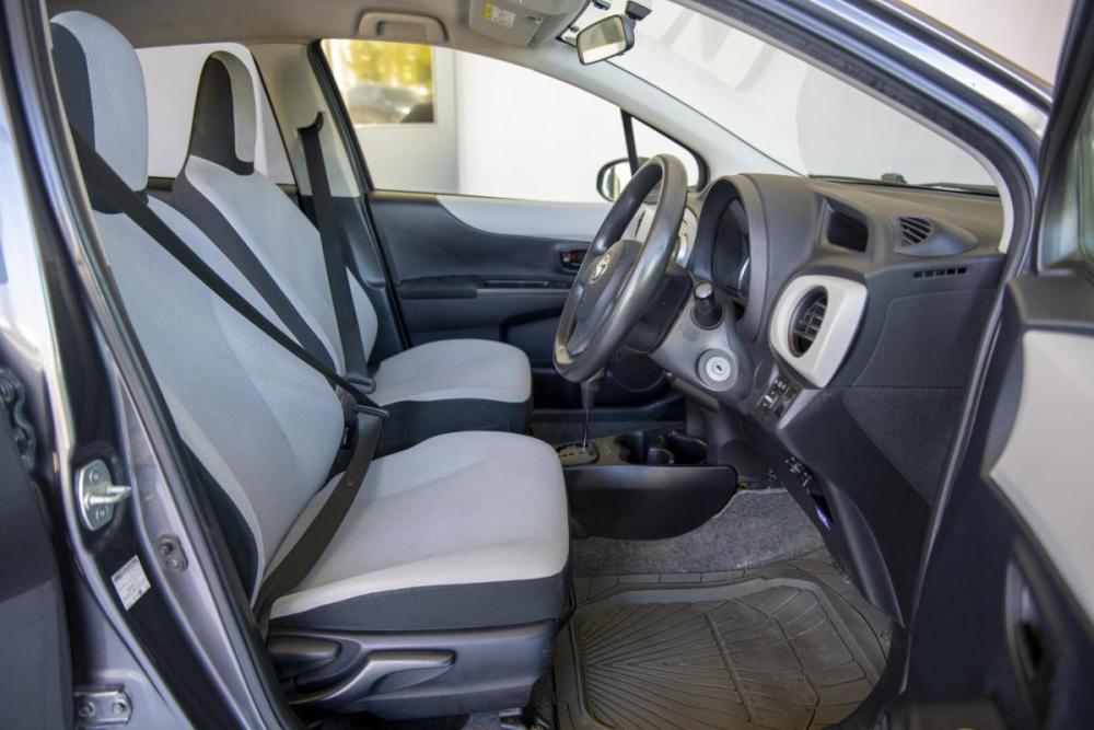 Toyota Vitz III (XP130) Ростов-на-Дону  - изображение 16
