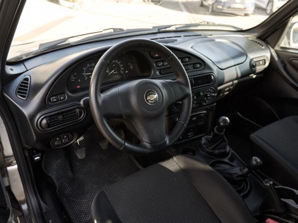 Chevrolet Niva I Рестайлинг с пробегом 2018 года, цена 674 000 рублей, 101555 км, внедорожник, Автокод Объявления