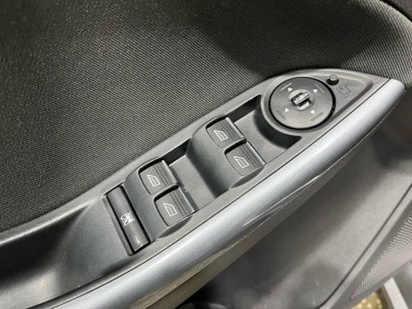 Ford Focus III с пробегом 2012 года, цена 729 000 рублей, 210210 км, универсал, Автокод Объявления