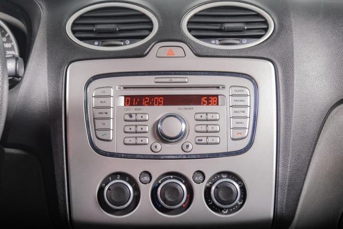 Ford Focus II Рестайлинг с пробегом 2009 года, цена 589 000 рублей, 289000 км, хэтчбек, Автокод Объявления
