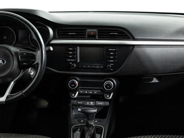 Kia Rio IV с пробегом 2018 года, цена 1 369 700 рублей, 62204 км, седан, Автокод Объявления