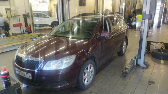 Skoda Octavia II (A5) Рестайлинг с пробегом 2012 года, цена 760 000 рублей, 156517 км, лифтбек, Автокод Объявления