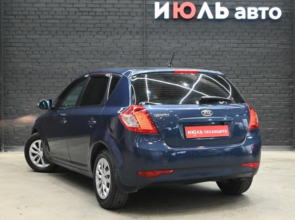 Kia Ceed I Рестайлинг с пробегом 2011 года, цена 730 000 рублей, 231645 км, хэтчбек, Автокод Объявления