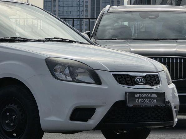 Kia Rio II Рестайлинг с пробегом 2011 года, цена 536 000 рублей, 258272 км, хэтчбек, Автокод Объявления