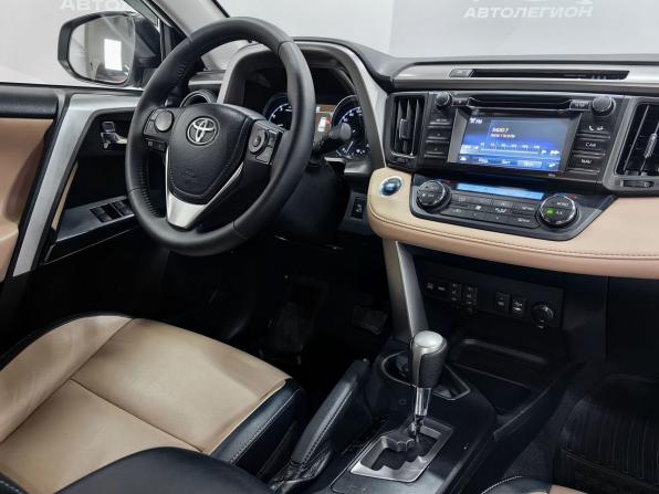 Toyota RAV4 IV (XA40) Рестайлинг с пробегом 2016 года, цена 2 500 000 рублей, 129362 км, внедорожник, Автокод Объявления