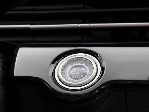 Omoda C5 I с пробегом 2023 года, цена 2 013 000 рублей, 37382 км, внедорожник, Автокод Объявления
