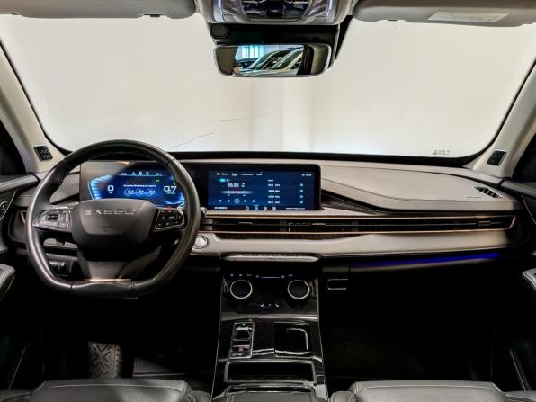 Exeed LX I Рестайлинг с пробегом 2022 года, цена 1 775 000 рублей, 59167 км, внедорожник, Автокод Объявления